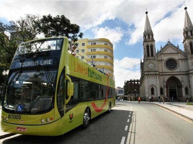 Com a mudança, ônibus deixam de circular às segundas-feiras (Foto: Orlando Kissne / Divulgação / Prefeitura)