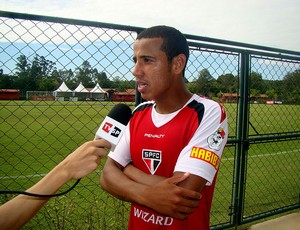 Após lembrar Lucas em jogada, xará diz que foi 'razoável' no primeiro treino