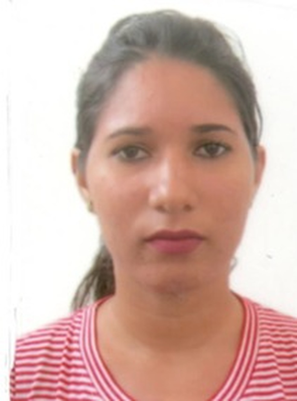 Maria Carla Lucas da Silva, 18 anos, estava desaparecida desde que marcou encontro pelo Facebook — Foto: Polícia Civil