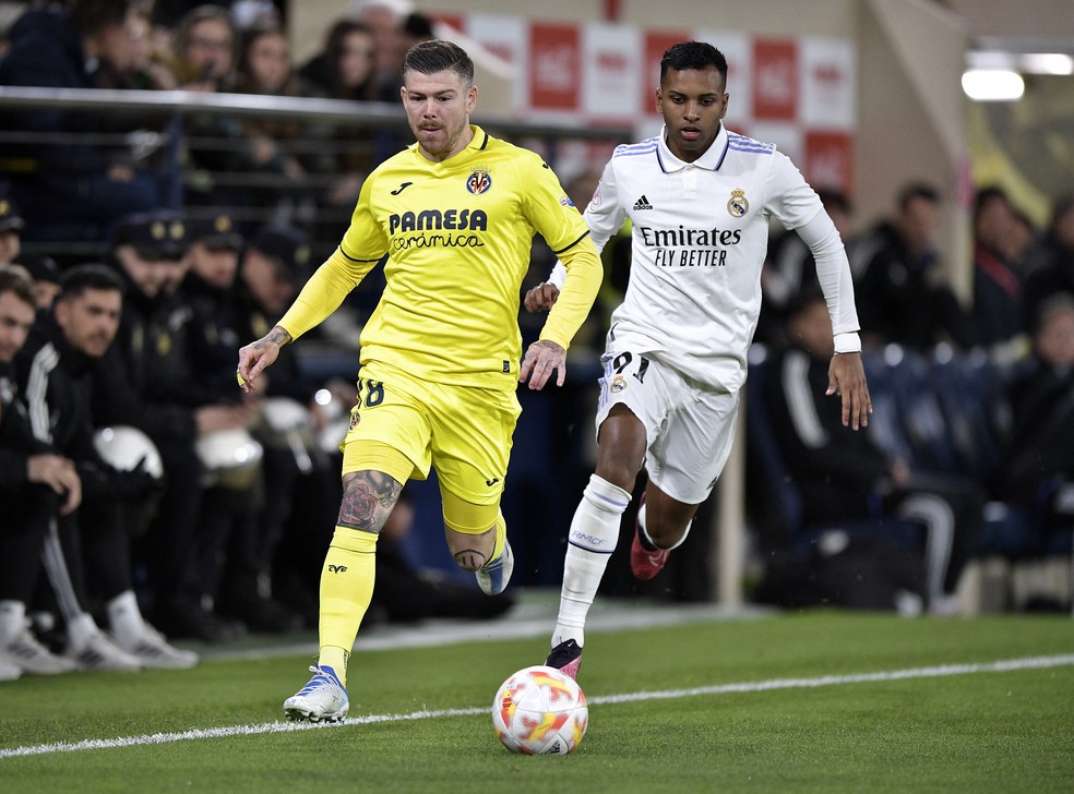 Rodrygo em a&ccedil;&atilde;o contra o Villarreal &mdash; Foto: REUTERS/Pablo Morano