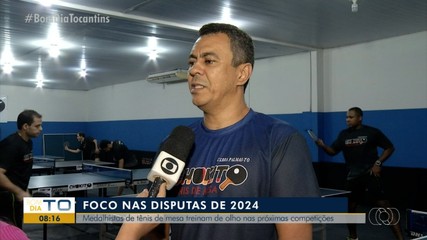 Medalhistas do tênis de mesa treinam para próximas competições