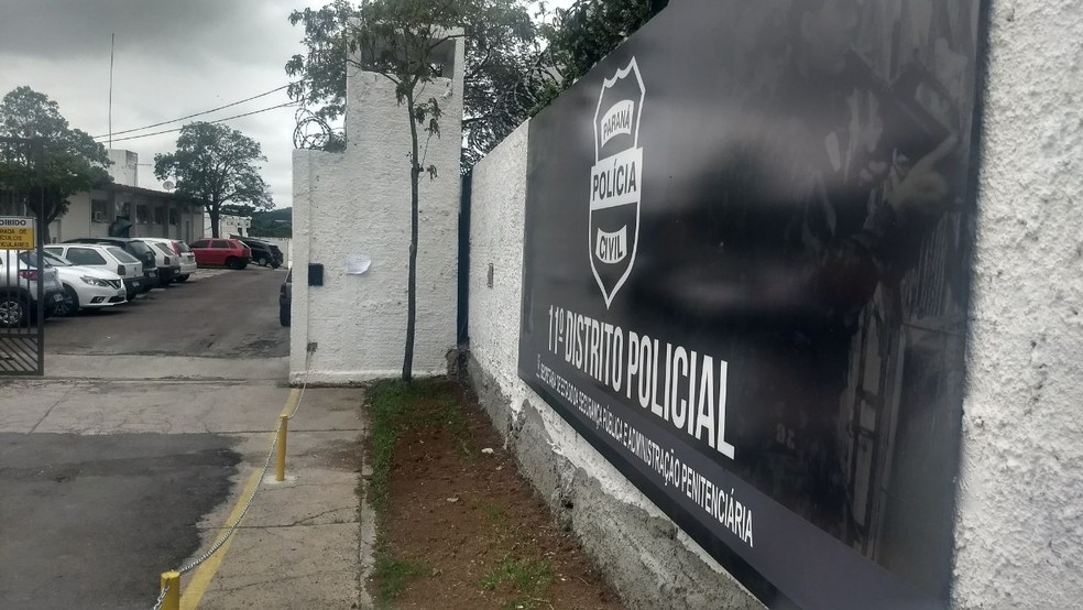 Fuga no 11º D.P. foi registrada na madrugada desta segunda-feira (18) (Foto: Amanda Menezes/RPC)