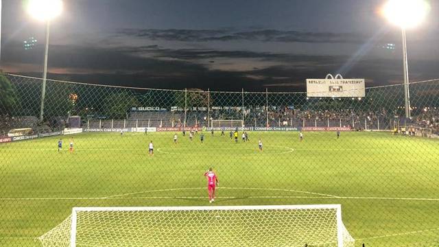 Liverpool-URU e Bahia empatam sem gols no estádio Luis Franzini, em Montevidéu