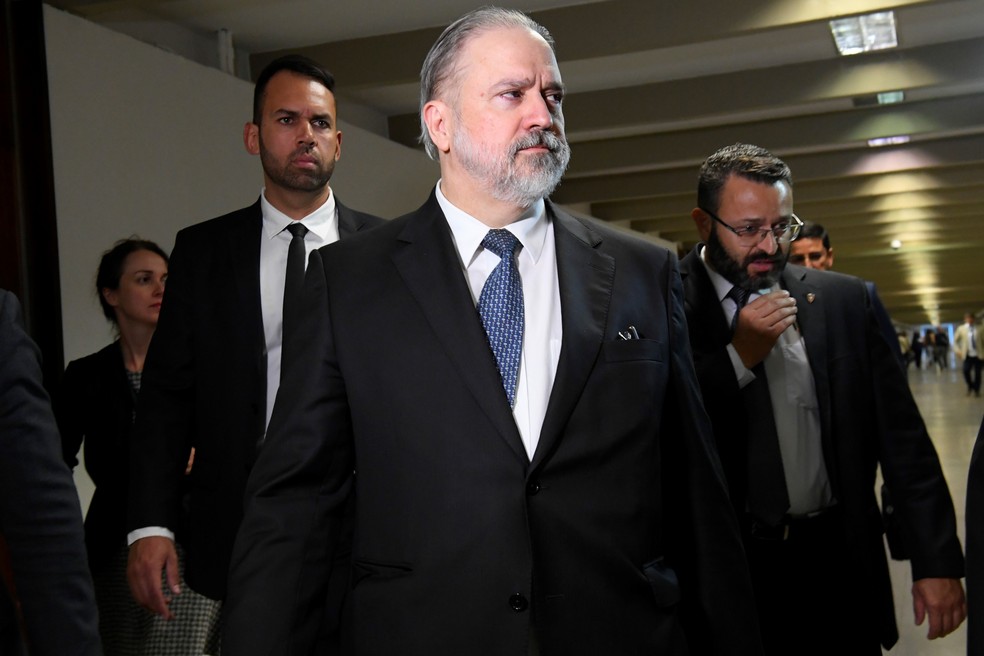 O subprocurador Augusto Aras durante visita ao Senado para conversar com parlamentares — Foto: Roque de Sá / Agência Senado