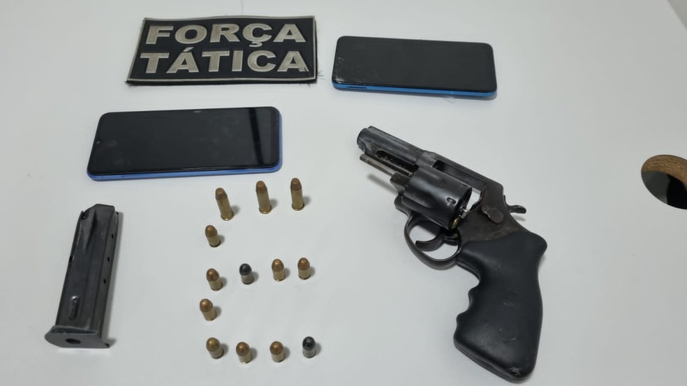 Arma apreendida durante operação em Parnamirim, na Grande Natal — Foto: PM/Cedida