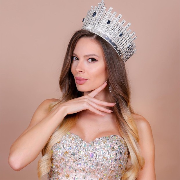 Miss Bulgária - Lora Asenova (Foto: Reprodução/Instagram)