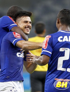 Jornalista vê como emergencial chegada de novo técnico no Cruzeiro