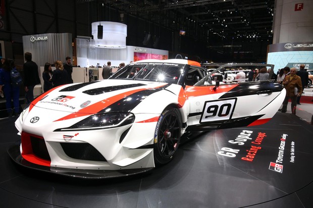 O Toyota Supra está de volta e promete acelerar mais do que nunca Toyota-gr-supra-racing-concept_2