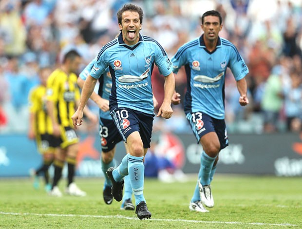 Del Piero comemorando gol pelo Sydney FC (Foto: Divulgação)