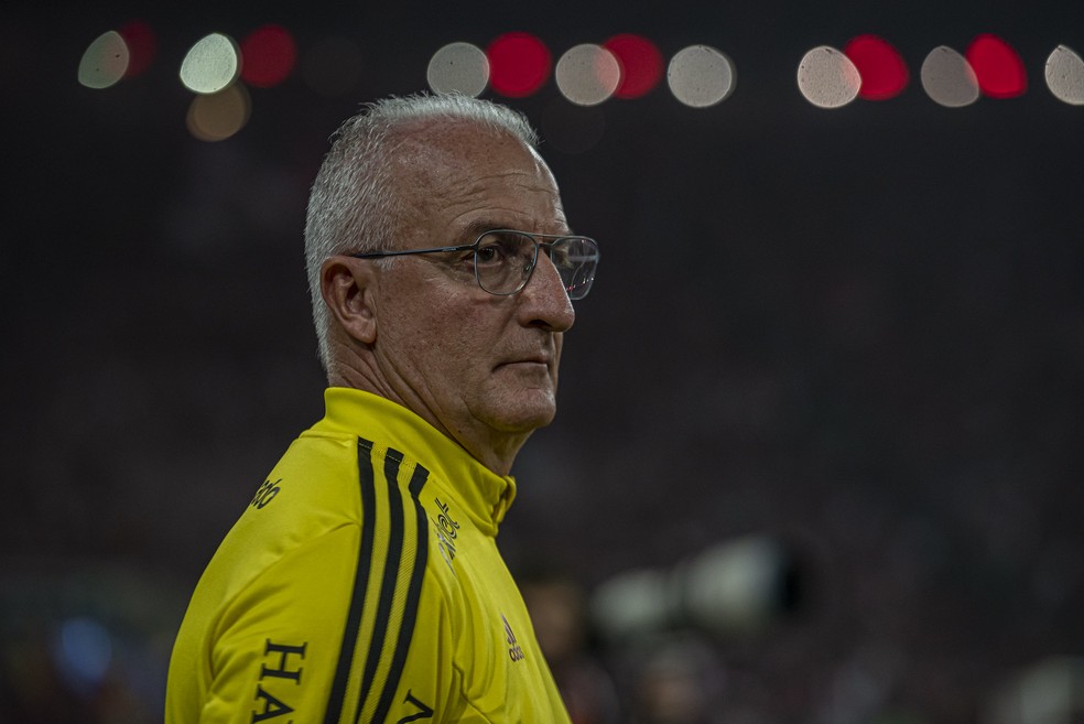 Dorival Júnior, ex-técnico do Flamengo e atualmente sem clube — Foto: Paula Reis/Flamengo/Divulgação