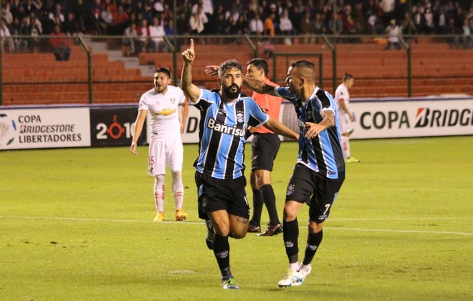 Douglas, Leandro, Marinho, Cássio e Keno disputam pintura da rodada