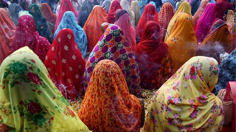 Mulheres indianas representam 36% de todos os suicídios globais na faixa etária de 15 a 39 anos (Foto: Getty Images via BBC News Brasil )