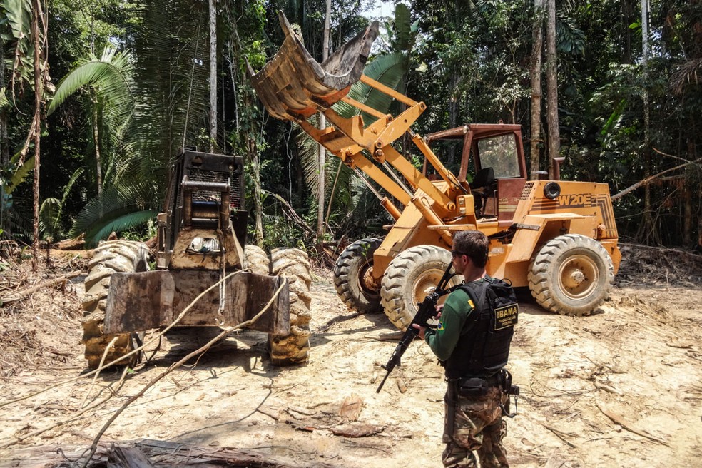 Ibama apreendeu maquinÃ¡rios durante a operaÃ§Ã£o em Mato Grosso â Foto: Ibama/Assessoria