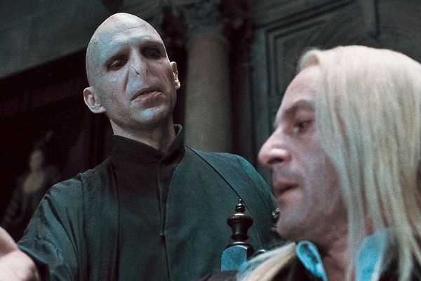 Jason Isaacs em cena da franquia Harry Potter (Foto: Reprodução)