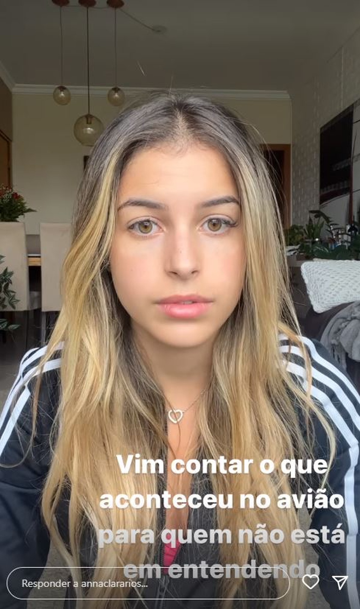 Influenciadora denuncia ter sido fotografada por homem enquanto dormia ...