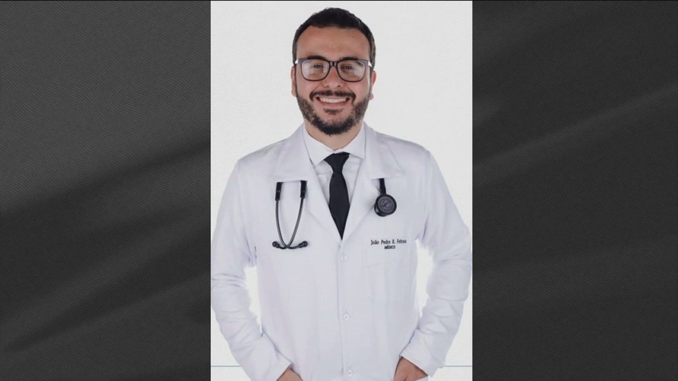 Médico brasileiro que participava de testes da vacina de Oxford morreu — Foto: Reprodução/TV Globo