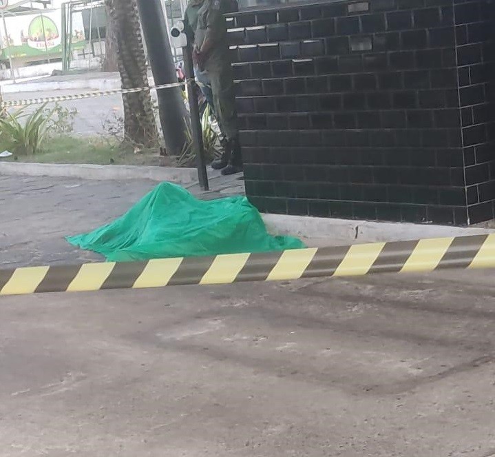 Morador de rua é encontrado morto em frente à Ceasa, na Zona Sul de Teresina