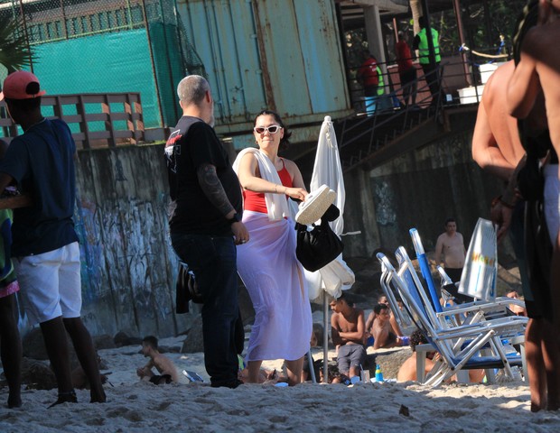 Jessie J em praia do Rio (Foto: Delson Silva/Agnews)