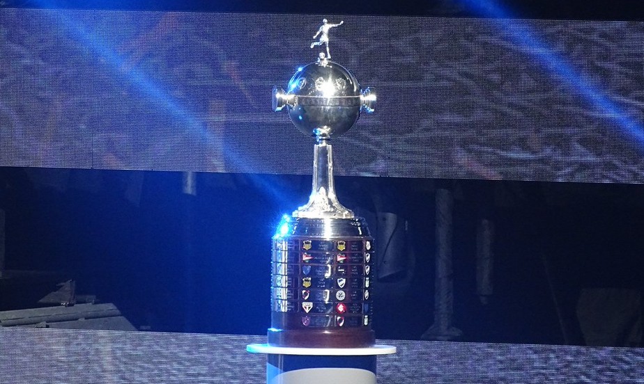 Com chance de clÃ¡ssicos e duelos entre brasileiros, sorteio define oitavas da Libertadores