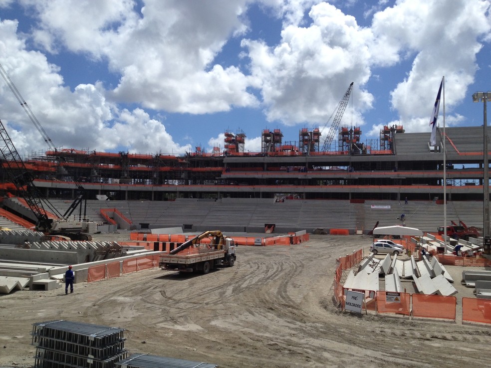 Arena Pernambuco em fase de construção (Foto: Henrique Zuba/TV Globo Nordeste)