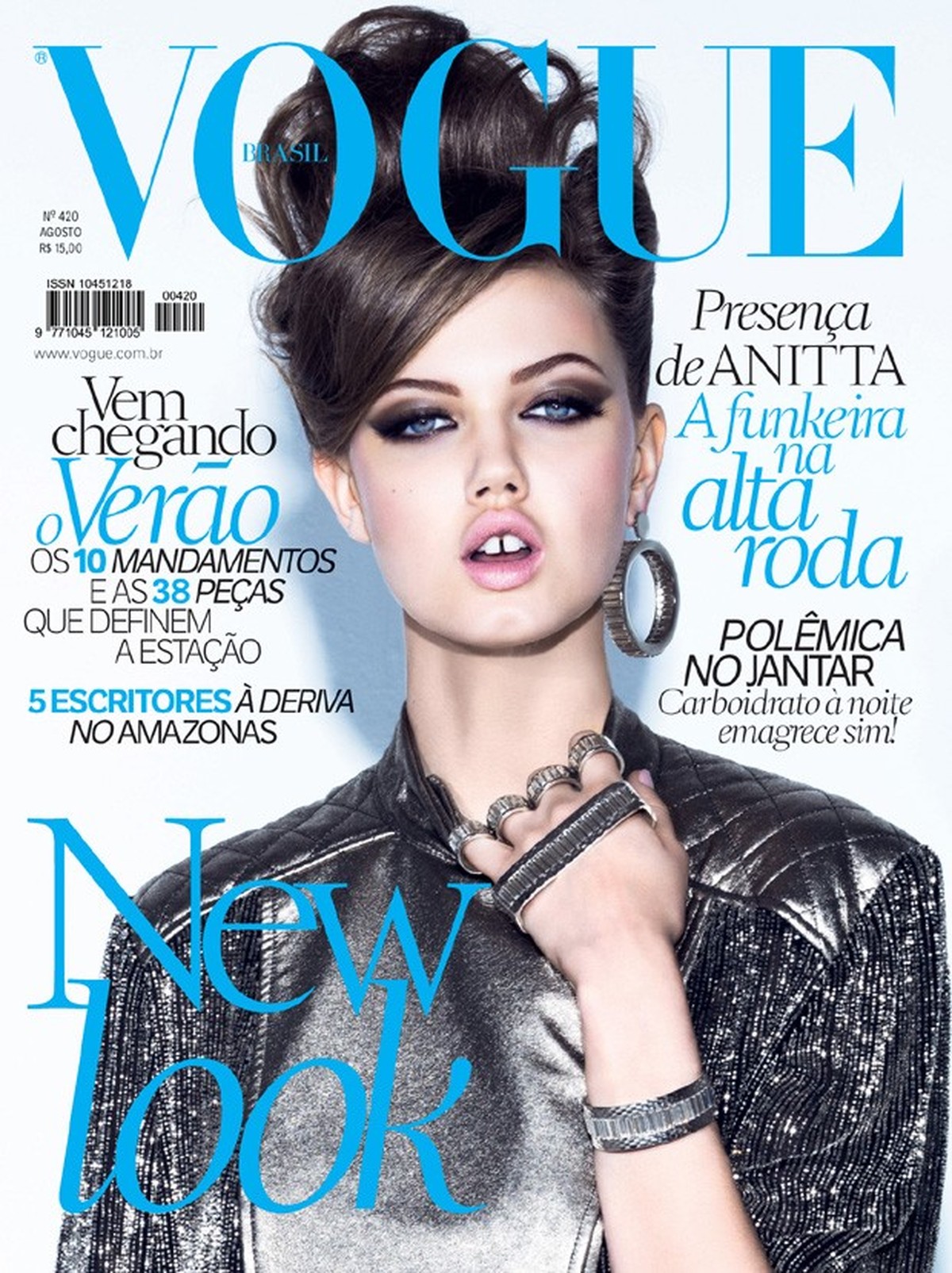 Lindsey Wixson é a estrela de capa da Vogue Brasil de agosto
