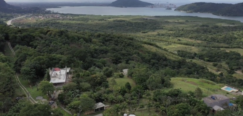 David Brazil constrói mansão em terreno de 7 mil m² no Rio de Janeiro (Foto: Leila Dionízios)