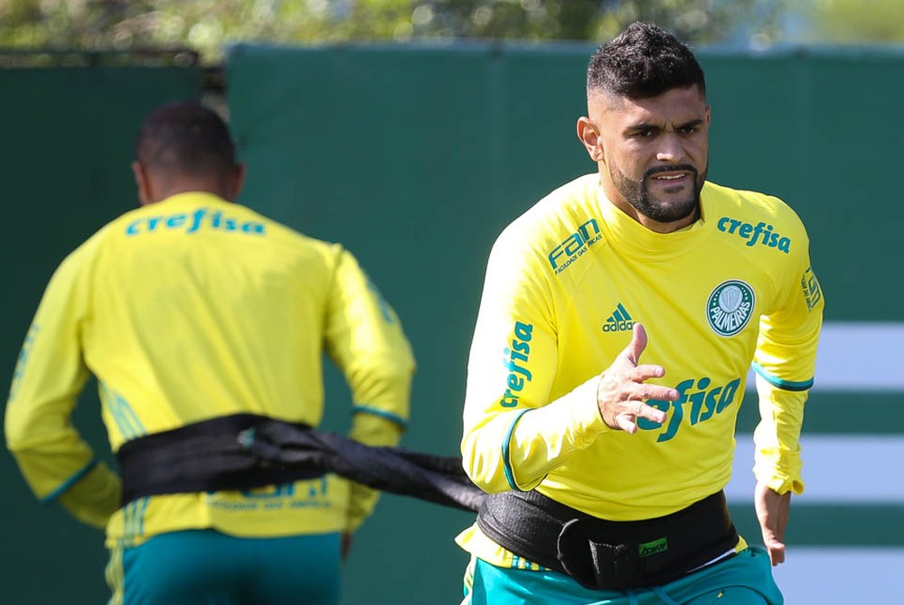 Jogo entre América-MG e Palmeiras marcará o reencontro de profissionais com seus ex-clubes.