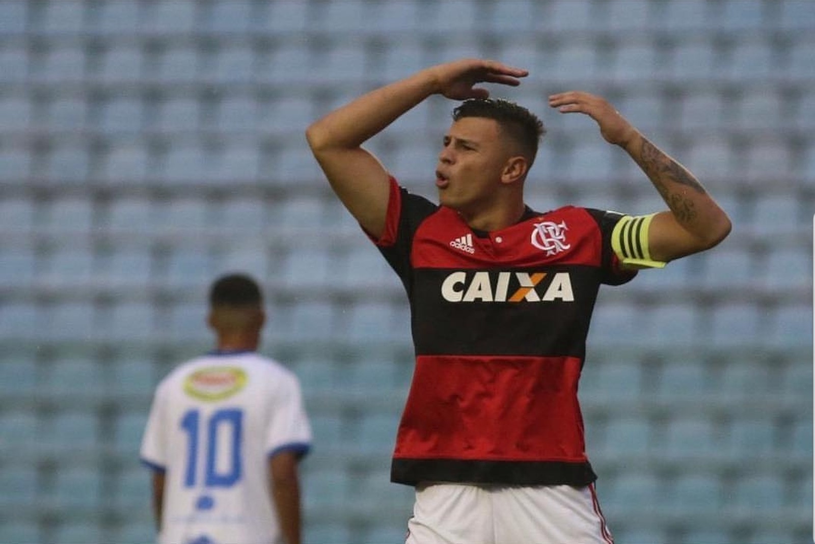 A 5 e a faixa: a história de Hugo Moura, capitão do Flamengo sub-20