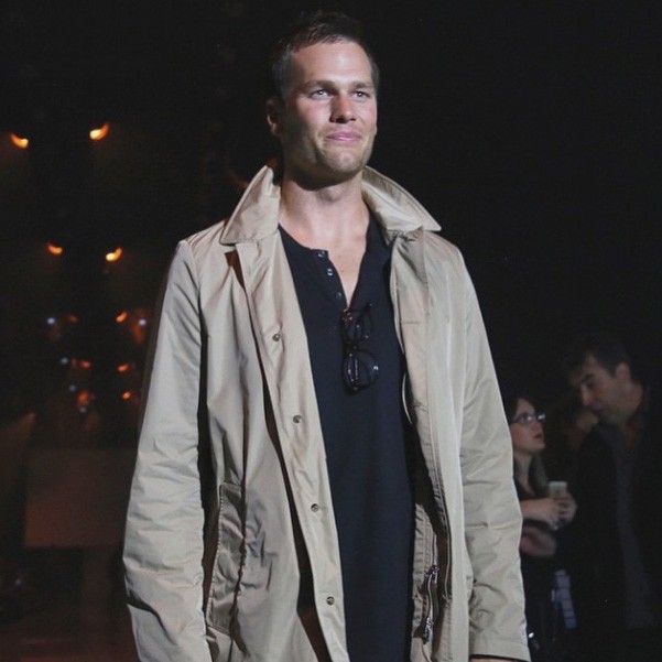 Tom Brady na despedida de  Gisele Bündchen (Foto: Maxim/Fashiontomax.com)