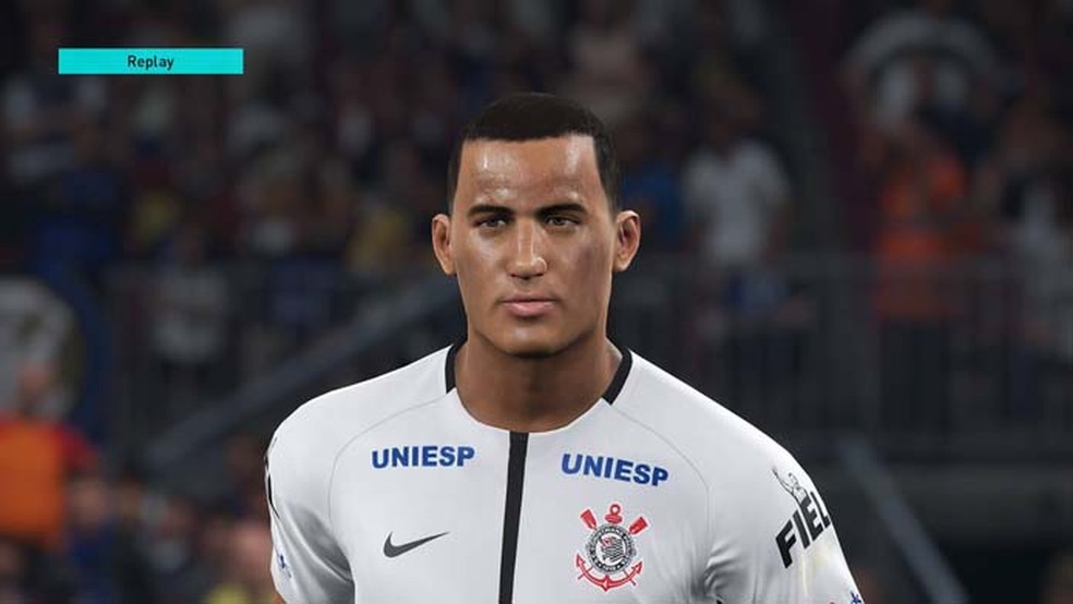 Destaque do Corinthians, Guilherme Arana aparece com visual genérico em PES 2018 (Foto: Reprodução/Murilo Molina)