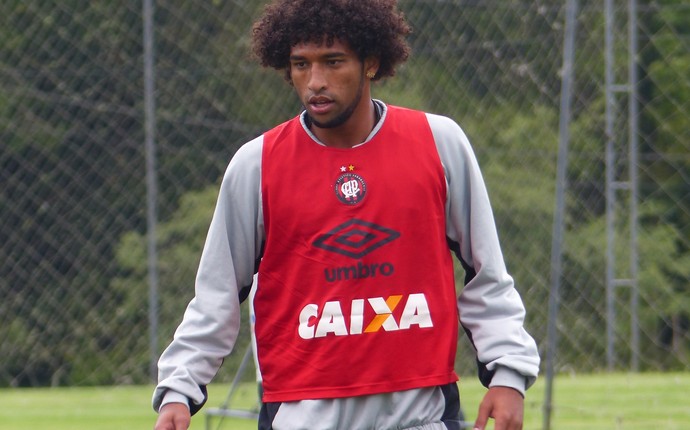 Willian Rocha Atlético-PR (Foto: Monique Silva)