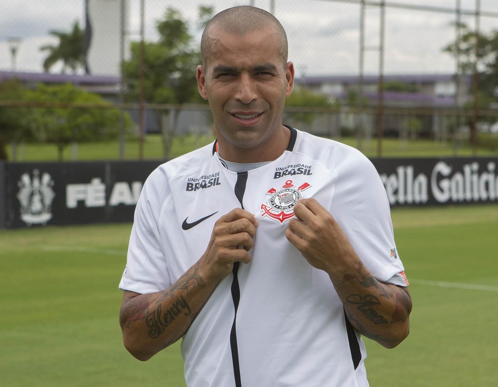 Emerson Sheik apresentado no Corinthians (Foto: Daniel Augusto Jr. / Agência Corinthians)