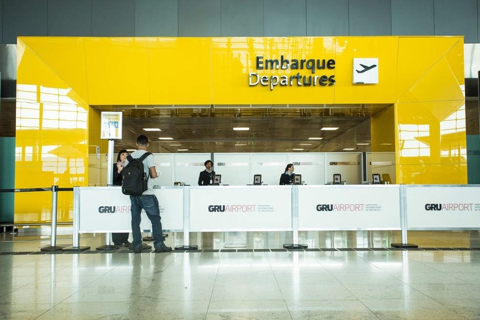 Área de embarque do Aeroporto Internacional de São Paulo  (Foto: Celso Tavares/G1)