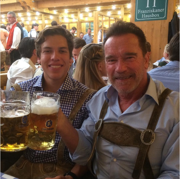 Arnold Schwarzenegger com o filho Joseph (Foto: Instagram)