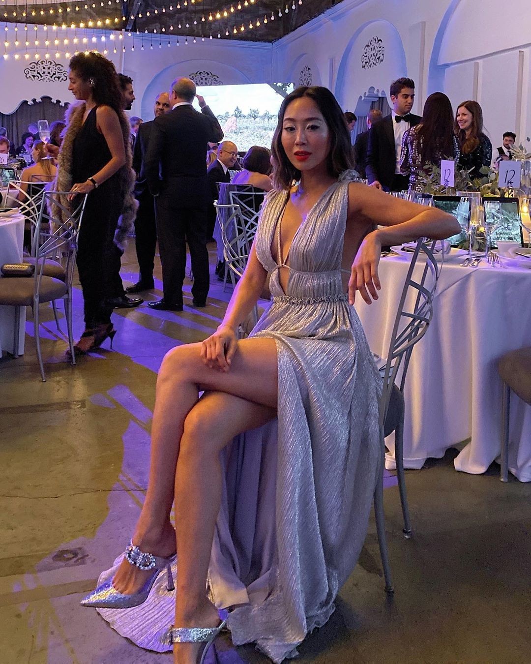 Aimee Song com vestido soltinho e chique (Foto: Instagram)