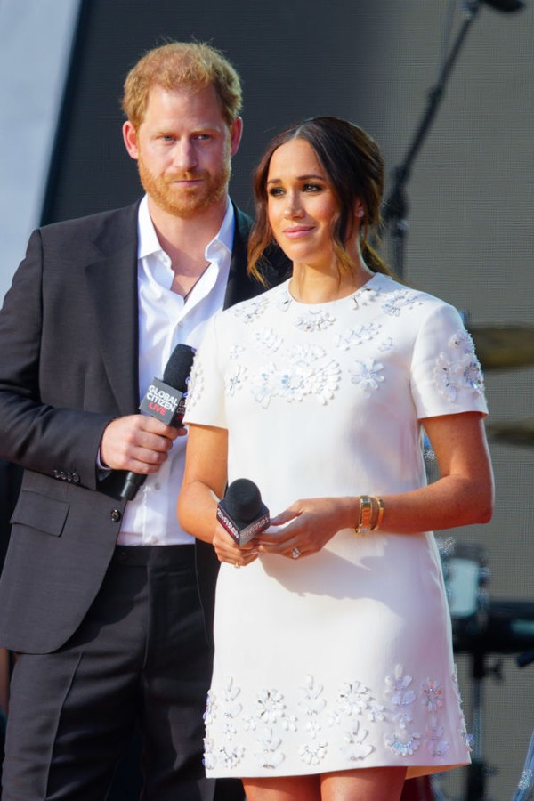 NEW YORK, NEW YORK - SEPTEMBER 25: Prince Harry and Meghan Markle speak on stage at Global Citizen Live: New York on September 25, 2021 in New York City. (Photo by Gotham/WireImage) (Foto: WireImage)