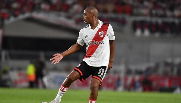 Classificação do River Plate na Libertadores pode atrapalhar ida de De la Cruz para o Flamengo