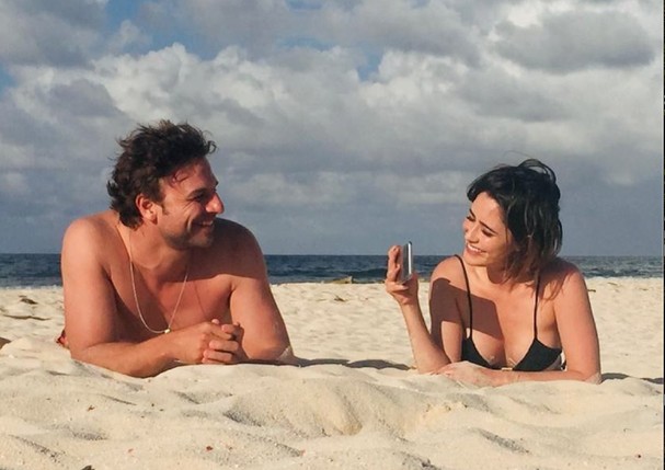 Fernanda Vasconcellos relembra dia de praia com Cassio Reis (Foto: Reprodução/Instagram)