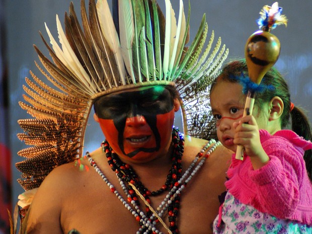 Indíos da Aldeia Tekóa Porã passarão uma semana na fazenda de Rafard  (Foto: Rafael Leitão )