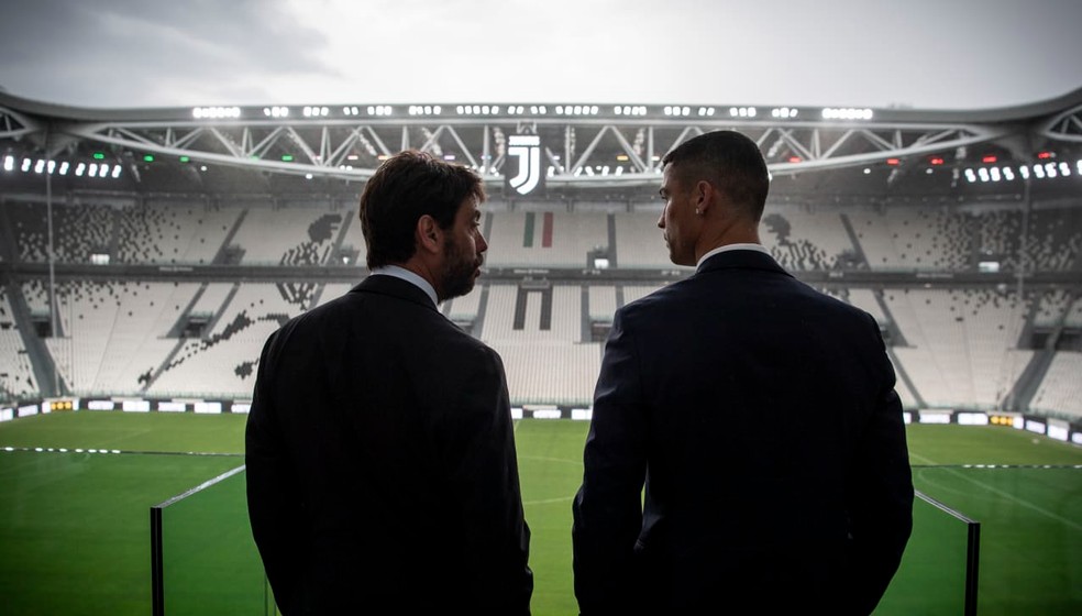 Contrato da Juventus na era Agnelli com Cristiano Ronaldo foi investigado — Foto: Divulgação / Juventus 