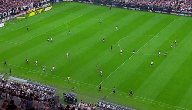 Poderia ser 2 a 0? Veja impedimento mal marcado contra o Palmeiras em Dérbi