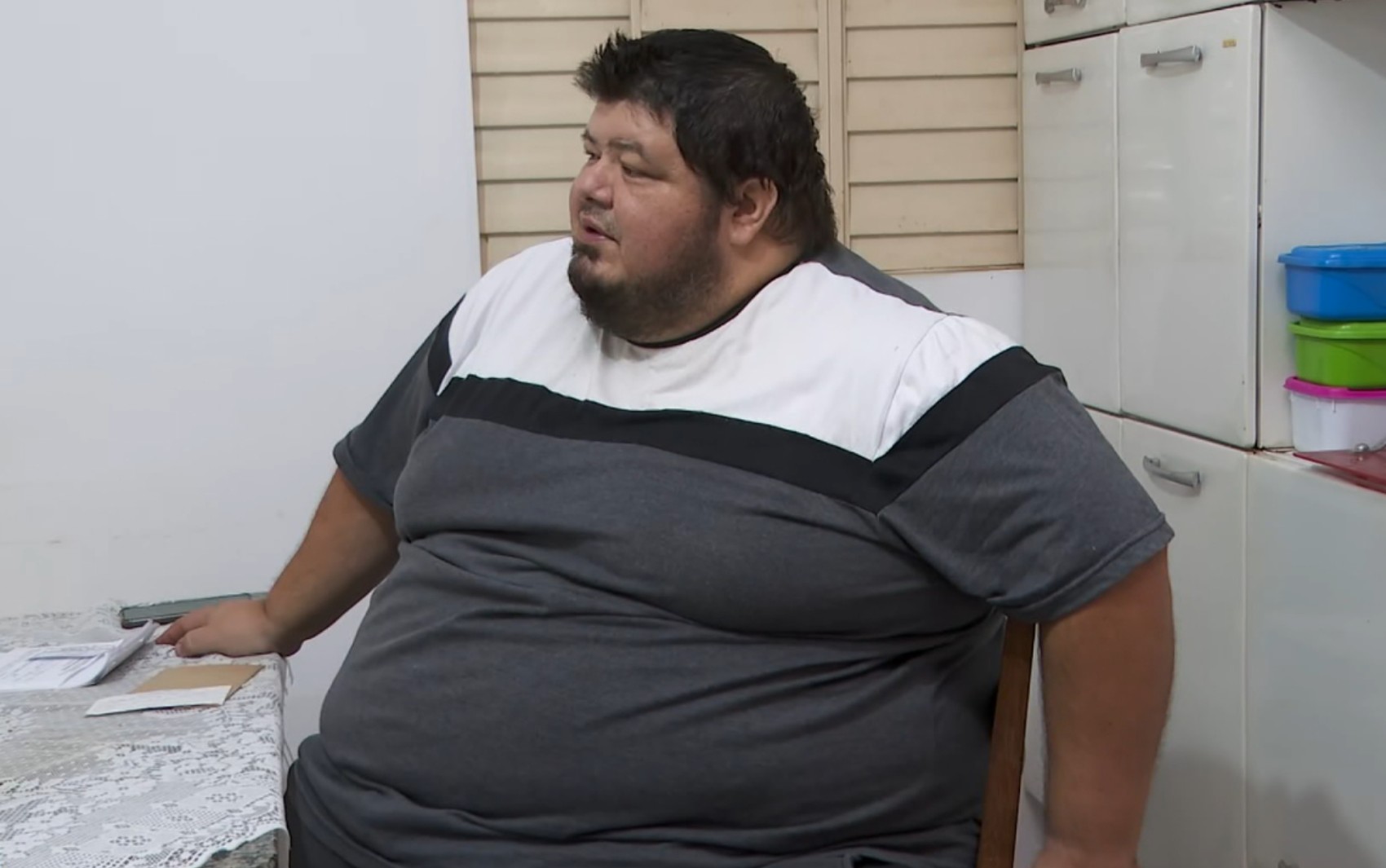 Com 273 kg, morador de Franca, SP, aguarda por cirurgia bariátrica há 10 anos