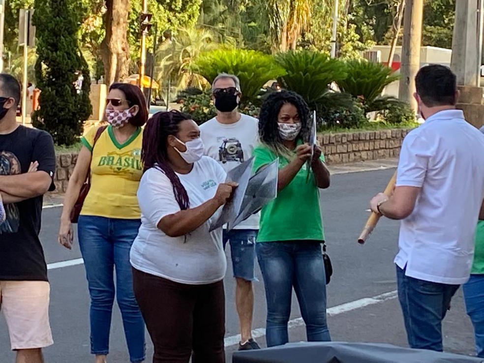 Comerciantes defendem abertura de bares e restaurantes em Presidente Prudente até as 22h — Foto: Bill Paschoalotto/TV Fronteira