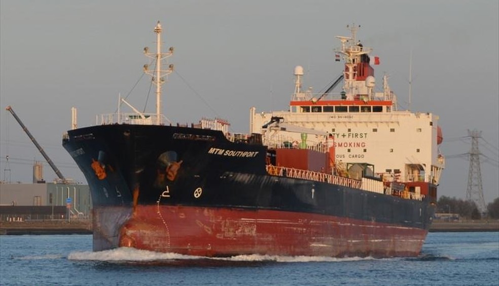 Navio MTM Southport está na área de fundeio do Porto de Santos, SP, após casos positivos de Covid-19 a bordo — Foto: Reprodução/MarineTraffic