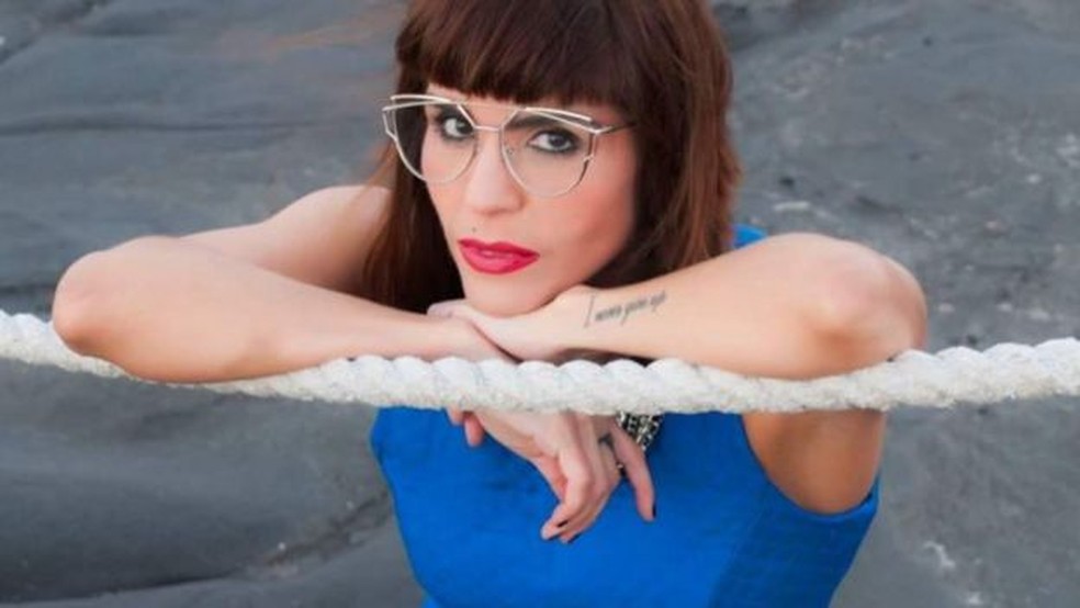 Daniela Hinsch sobre sua mãe adotiva: 'Ela disse que pagou em dólares por mim e que eu deveria estar feliz porque tive oportunidade de estudar, ou seria pobre'' — Foto: Arquivo pessoal/Via BBC