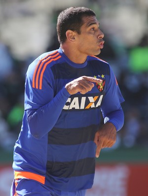 Diego Souza gol Sport (Foto: Giuliano Gomes/PR Press)