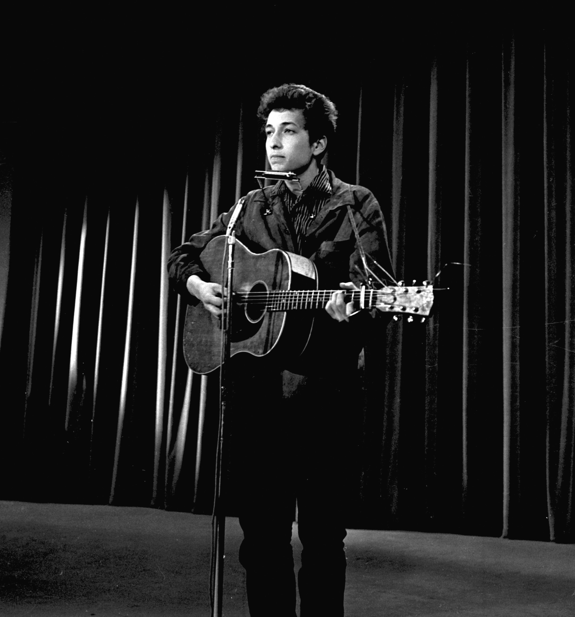 Bob Dylan durante ensaios pro programa Ed Sullivan Show, em maio de 1963 (Foto: Getty Images)