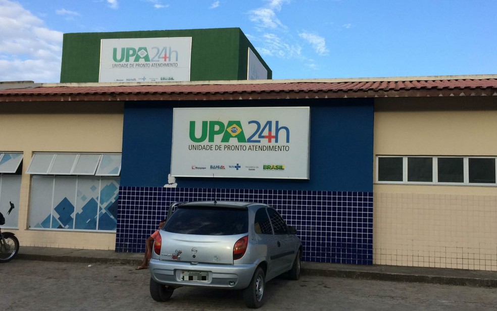 Vítima ferida foi socorrida para a UPA da cidade — Foto: Giana Mattiazzi/TV Bahia