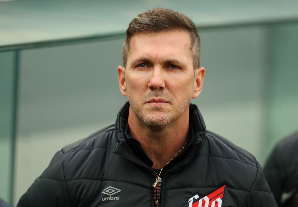 Com aposentadoria de Felipão, Paulo Turra assume como técnico do ...