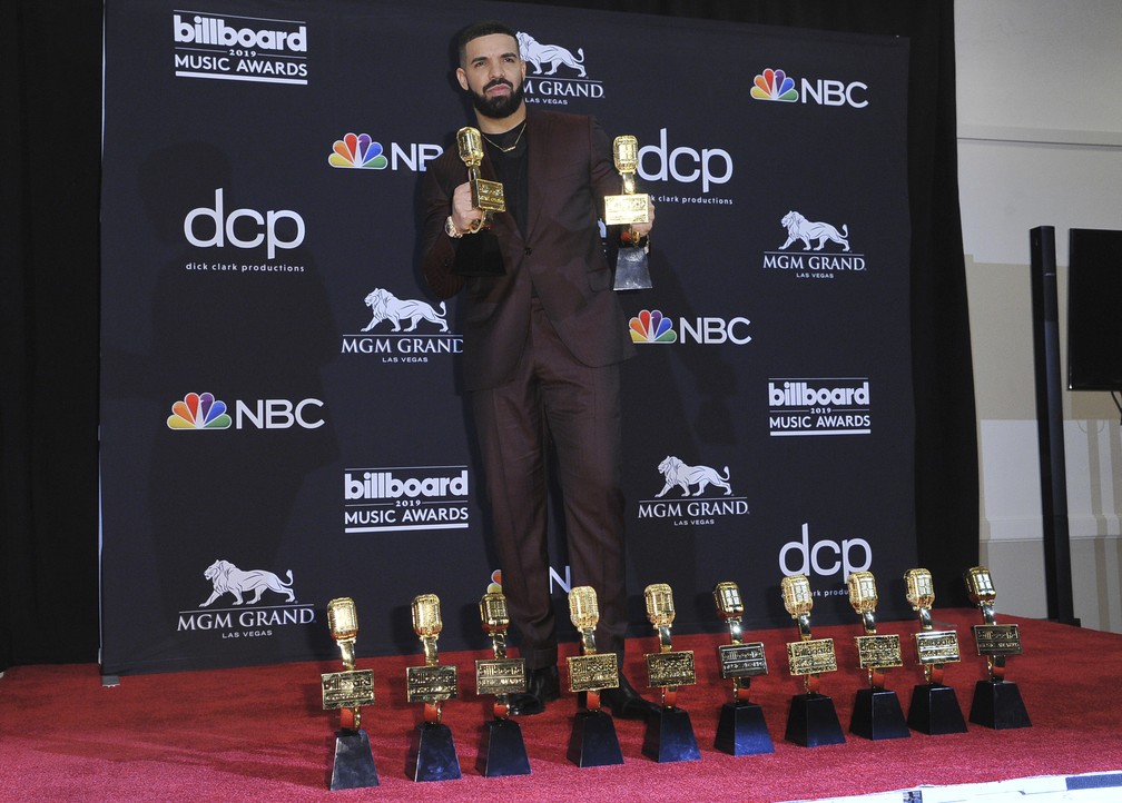 Drake leva 12 prÃªmios no Billboard Music Awards â€” Foto: Richard Shotwell/Invision/AP